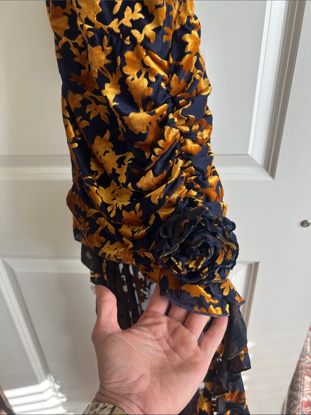 AKIRA Gold & Dark Navy Floral Backless Slip Dress - Picture 3 of 8